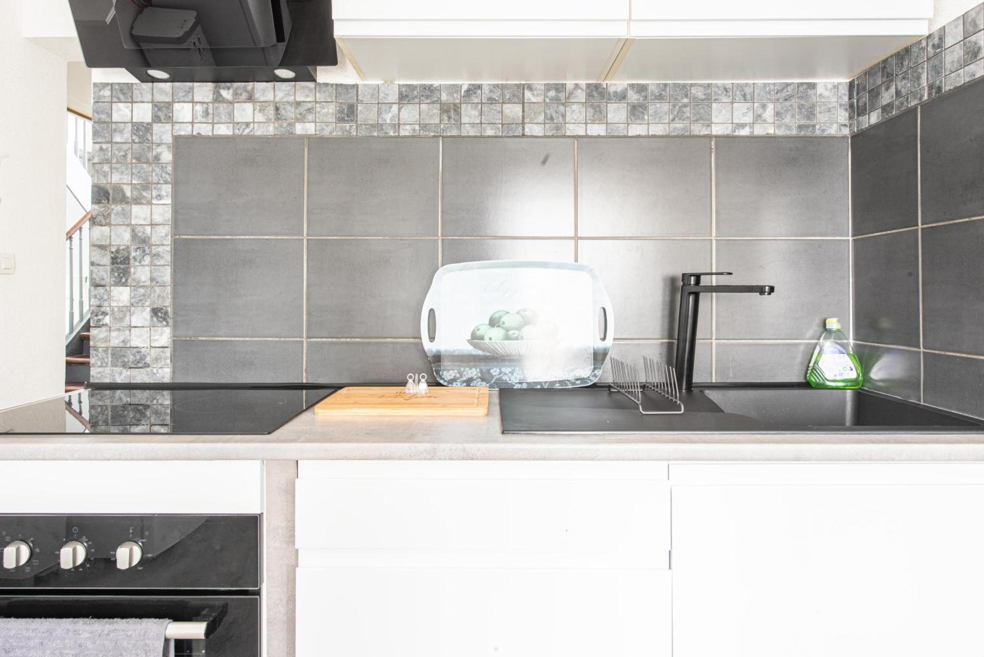 Apartament Oasis Mulhousien - Rdc, Wifi, Parking Miluza Zewnętrze zdjęcie